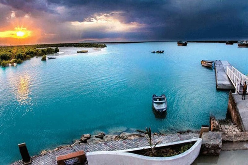 جاهای دیدنی قشم در شب: جادویی که با غروب آفتاب آغاز می‌شود.